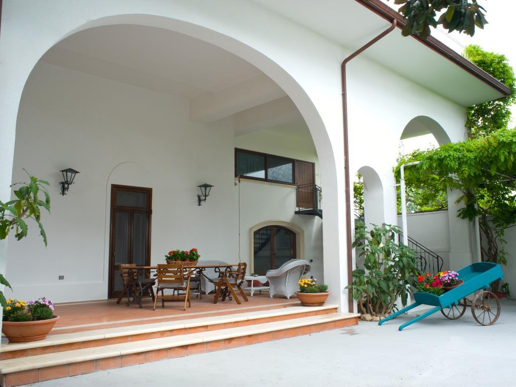 Borgo Fiore Country House Salice Salentino Zewnętrze zdjęcie
