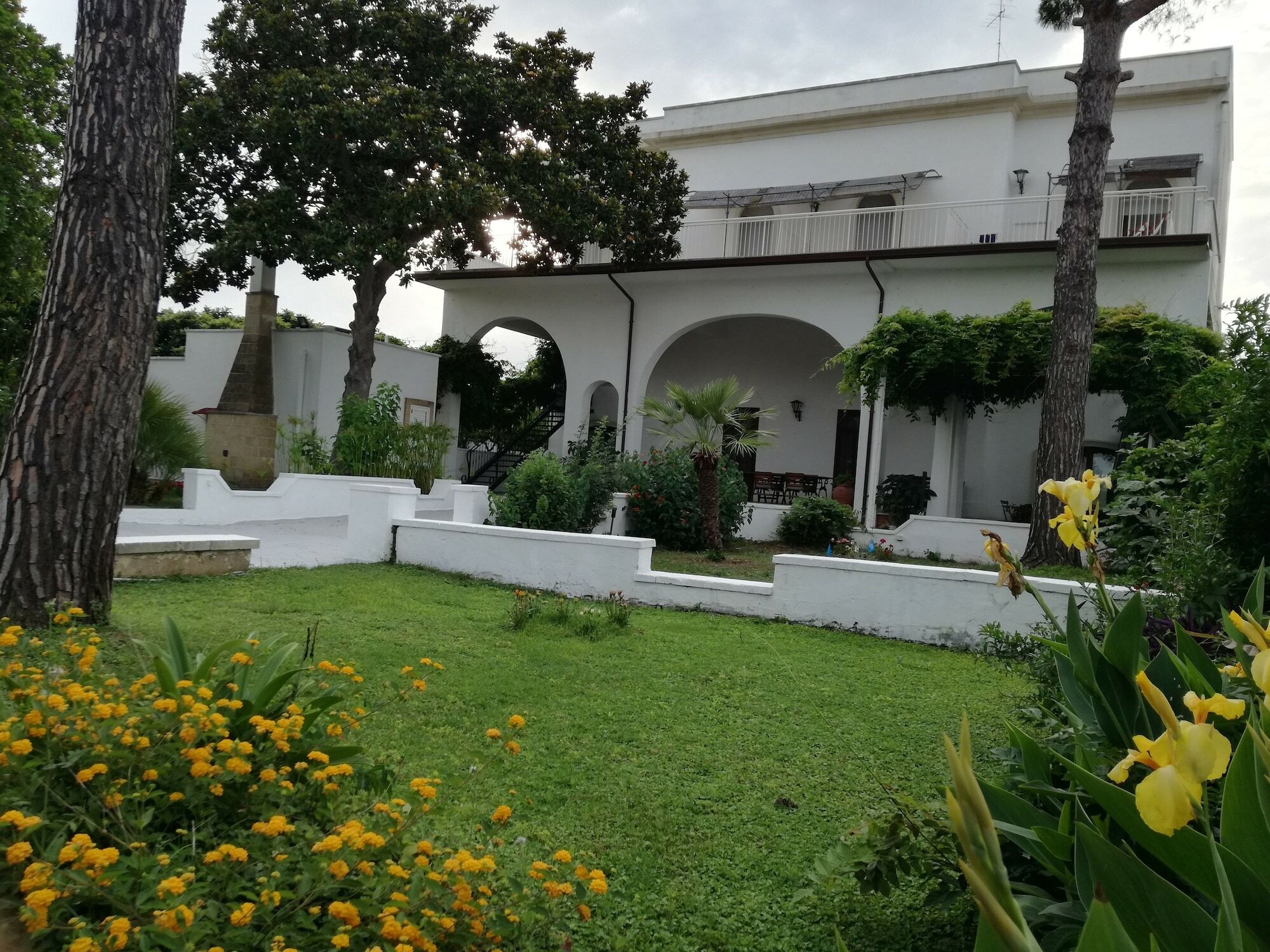 Borgo Fiore Country House Salice Salentino Zewnętrze zdjęcie
